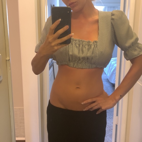 Stone cold, fox crop top - Picture 2 of 4